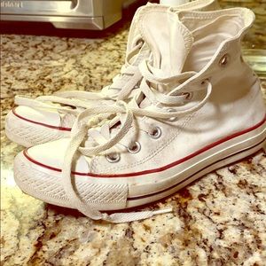 converse high tops WHITE size 6